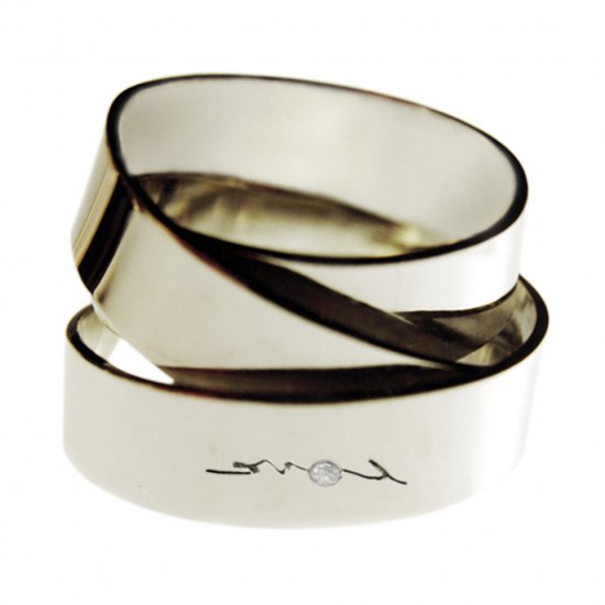 Band On The Run | Men's Wedding Ring - Click Image to Close
