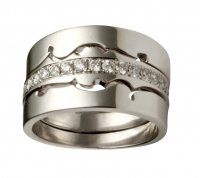 Love Times Three | Engagment Ring | Platinum