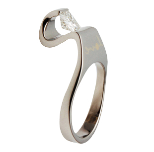 Hold Hands Ring | Princess Cut Ring | 18k White Gold - Image 4