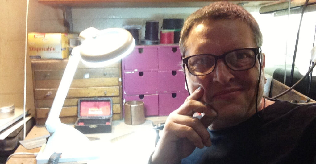 Robert Young Robert Young Jewellery Studio